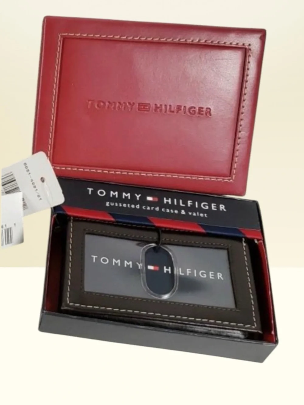 Tommy Hilfiger Brown Red One Size Gusseted Card Case & Valet
